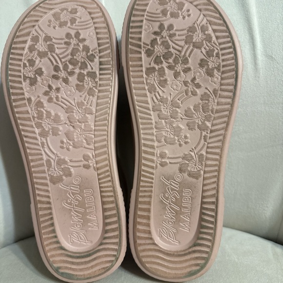Blowfish Malibu sandals, size 6.5, cream color - Picture 10 of 10
